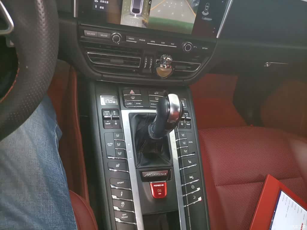 Porsche Macan, 2019 10