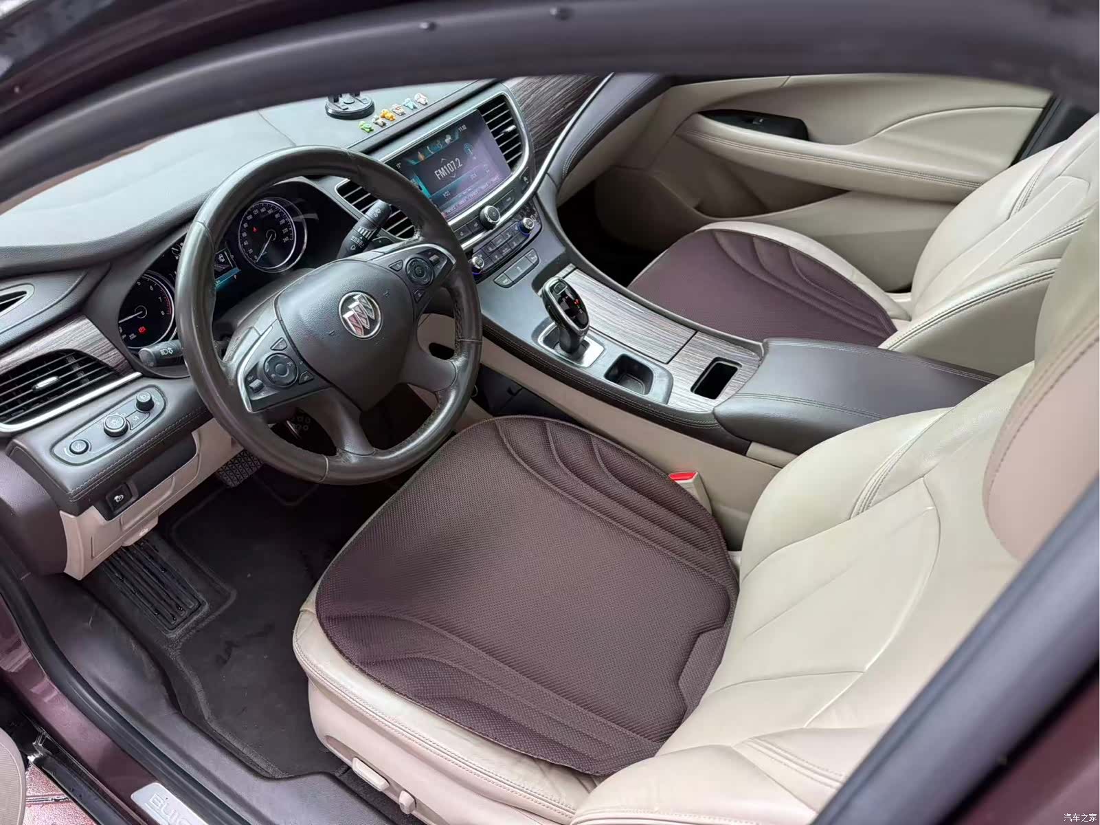 Buick LaCrosse, 2018 все фото