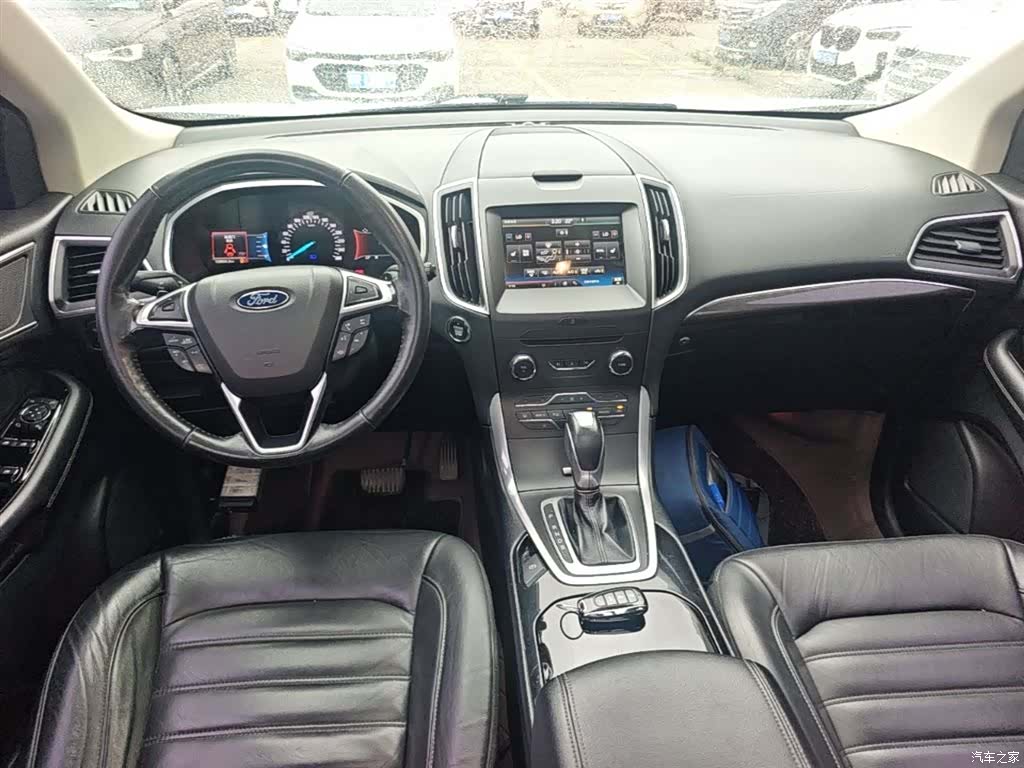 Ford Edge, 2015 10