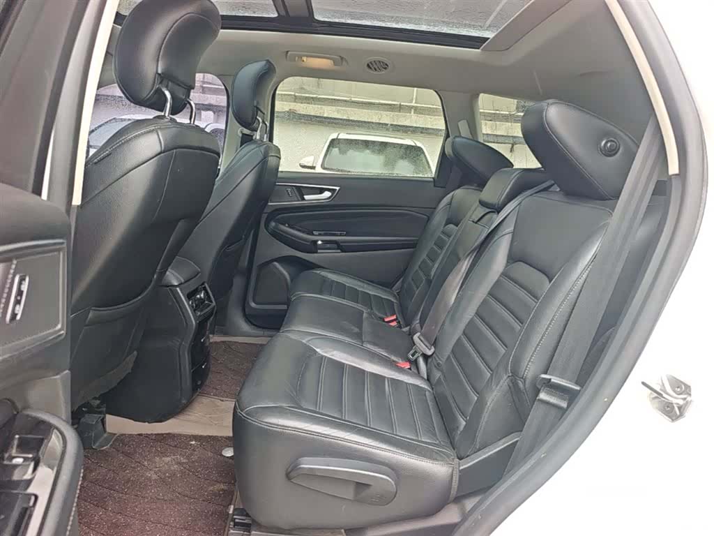 Ford Edge, 2015 17