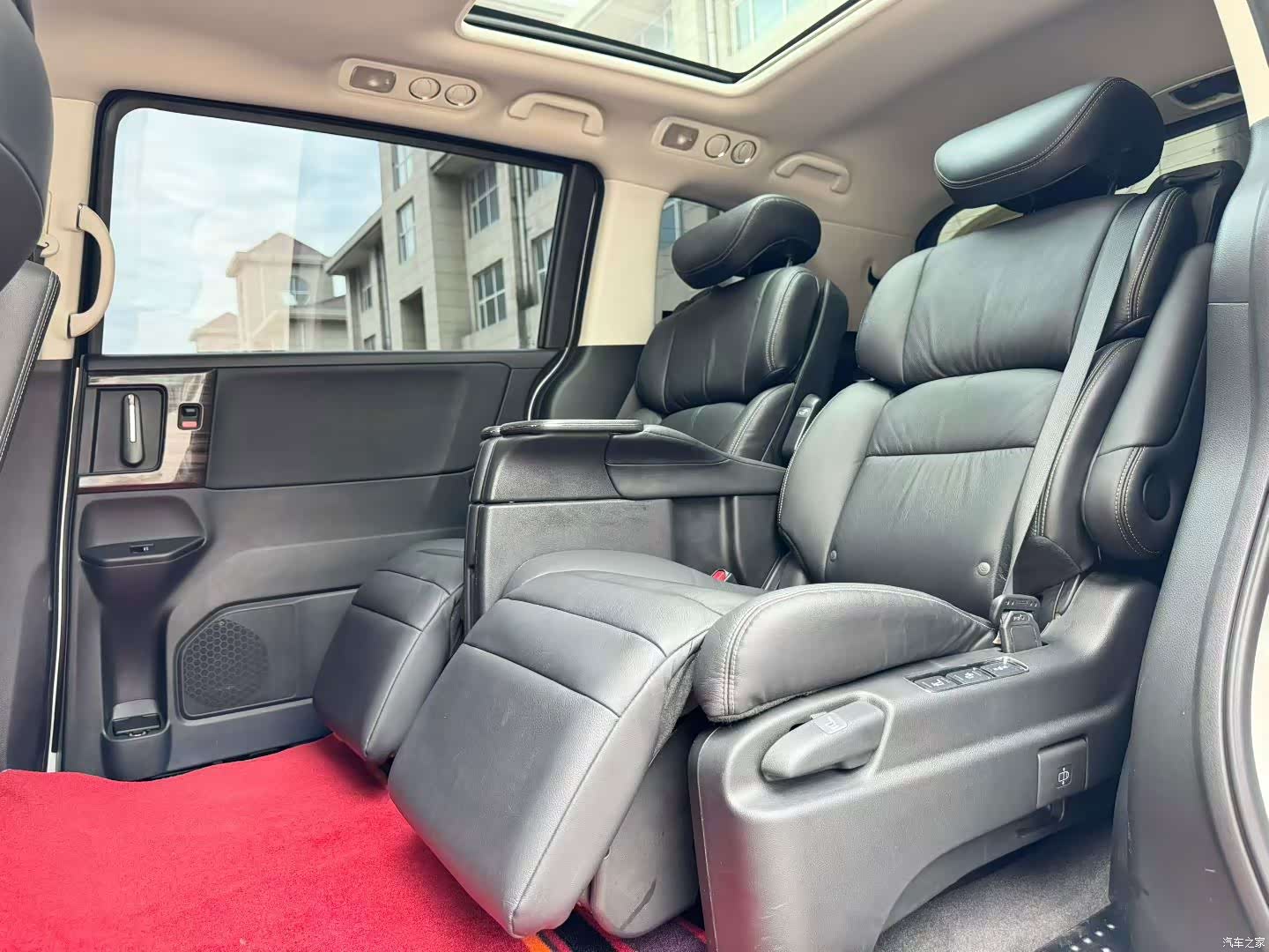 Honda Elysion, 2016 6