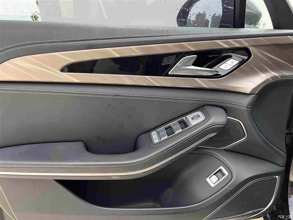 Hongqi H9, 2021 13