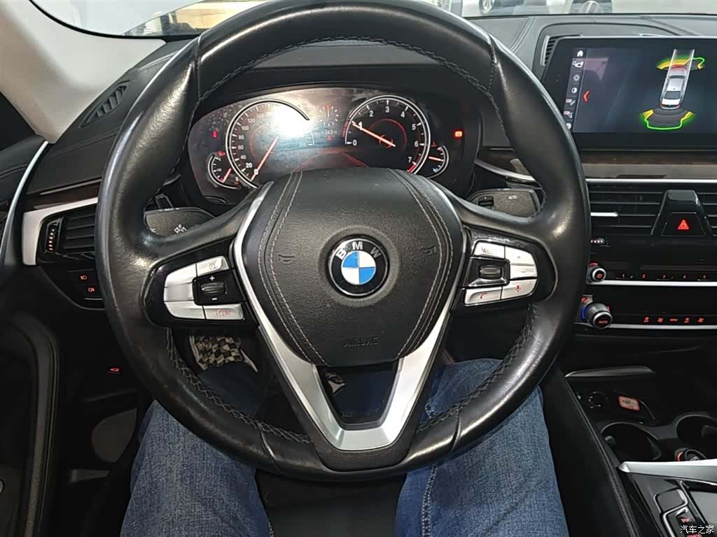 BMW 5 Series, 2018 11