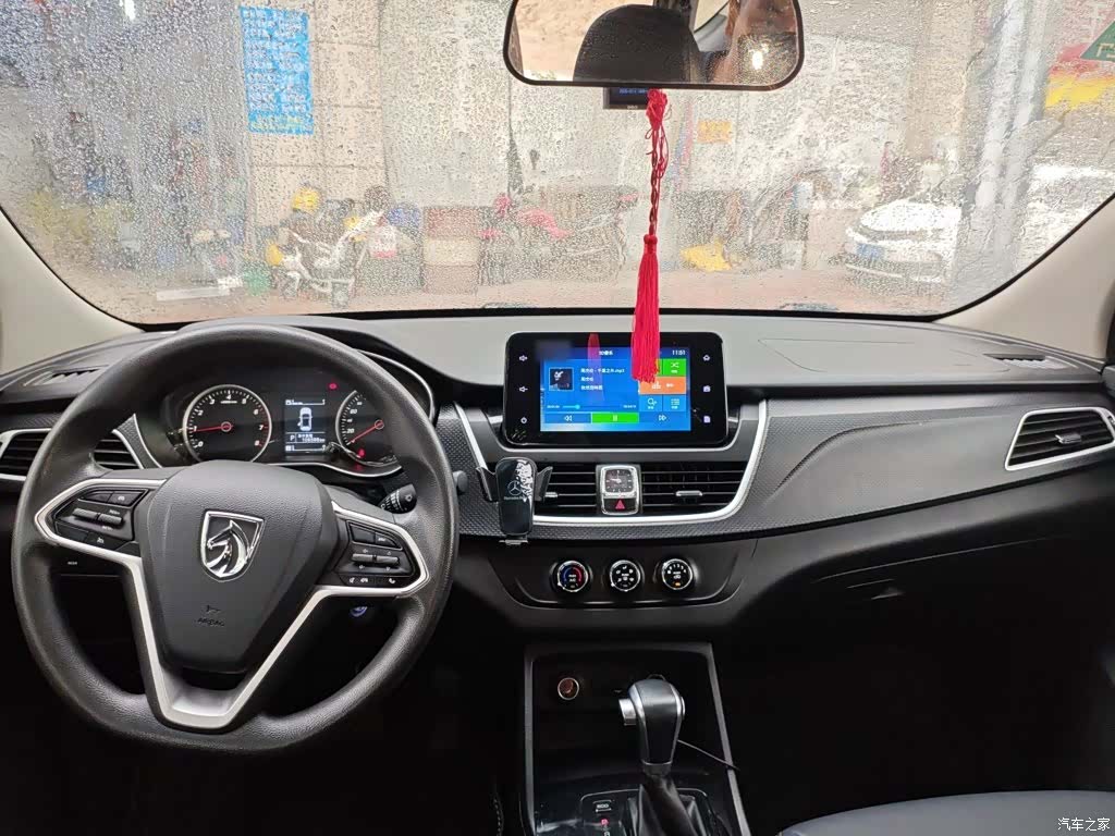 Wuling 730, 2019 6