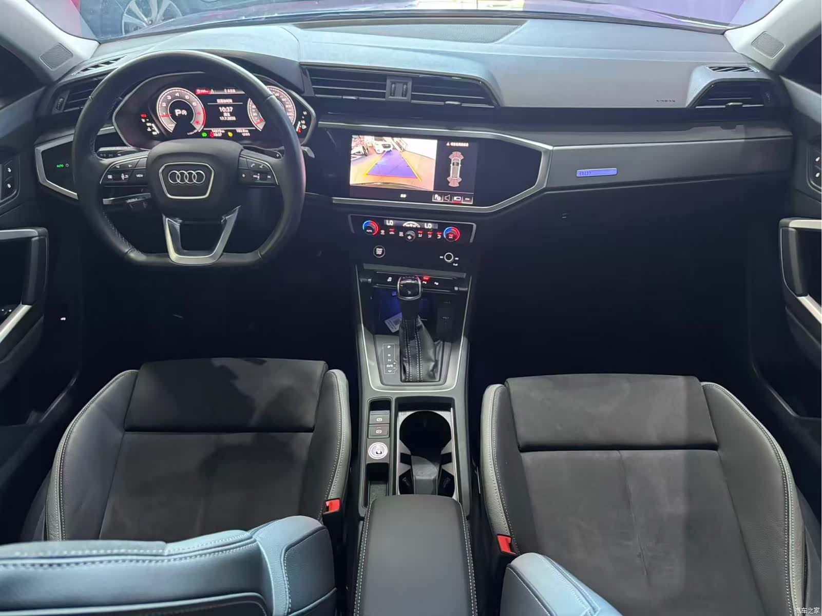 Audi Q3, 2022 13