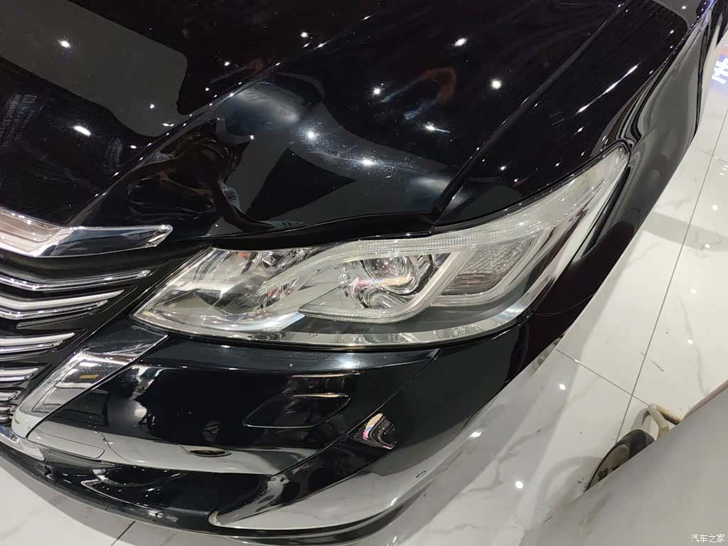 Toyota Crown, 2017 18