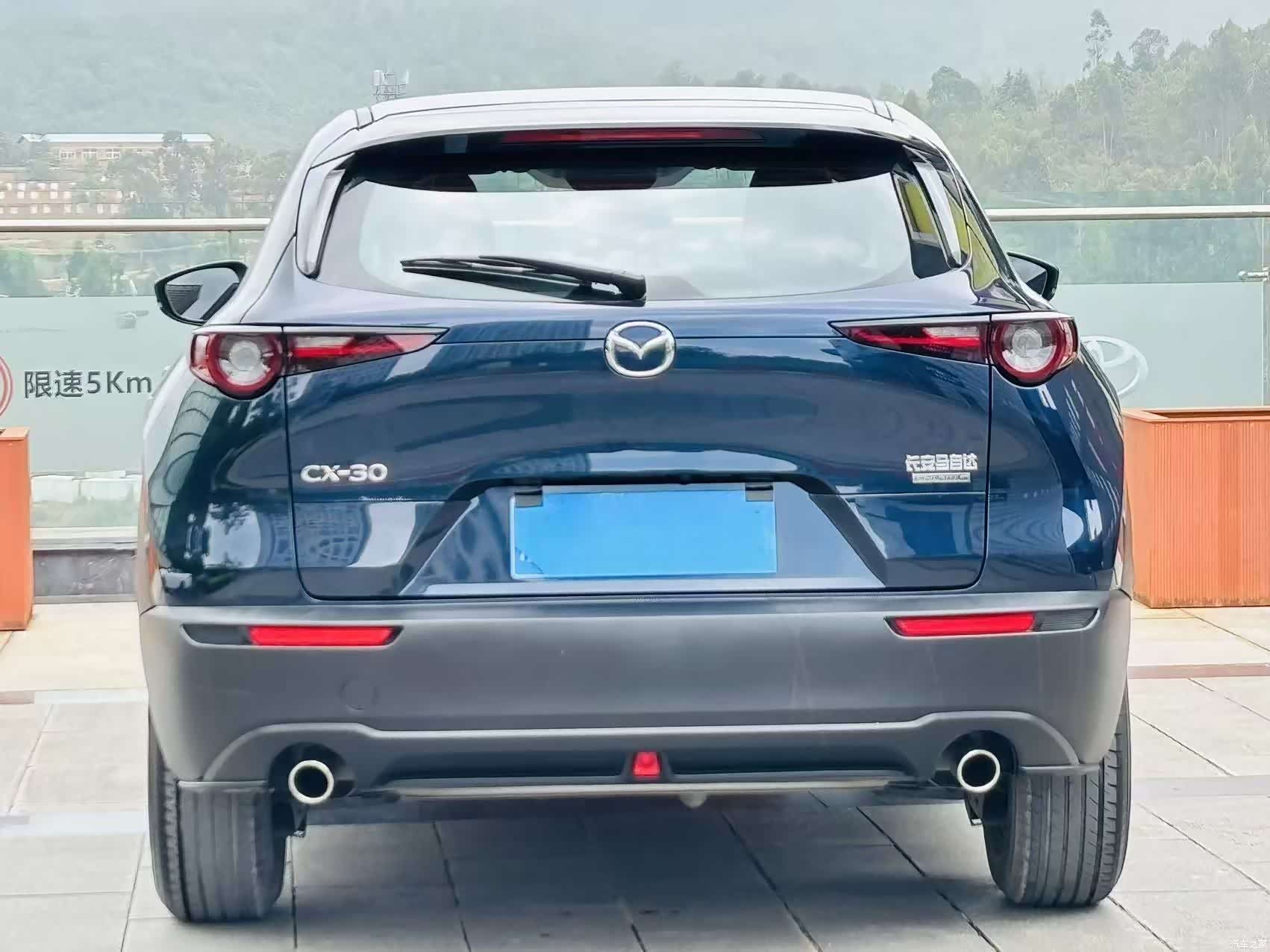 Mazda CX-30, 2021 все фото