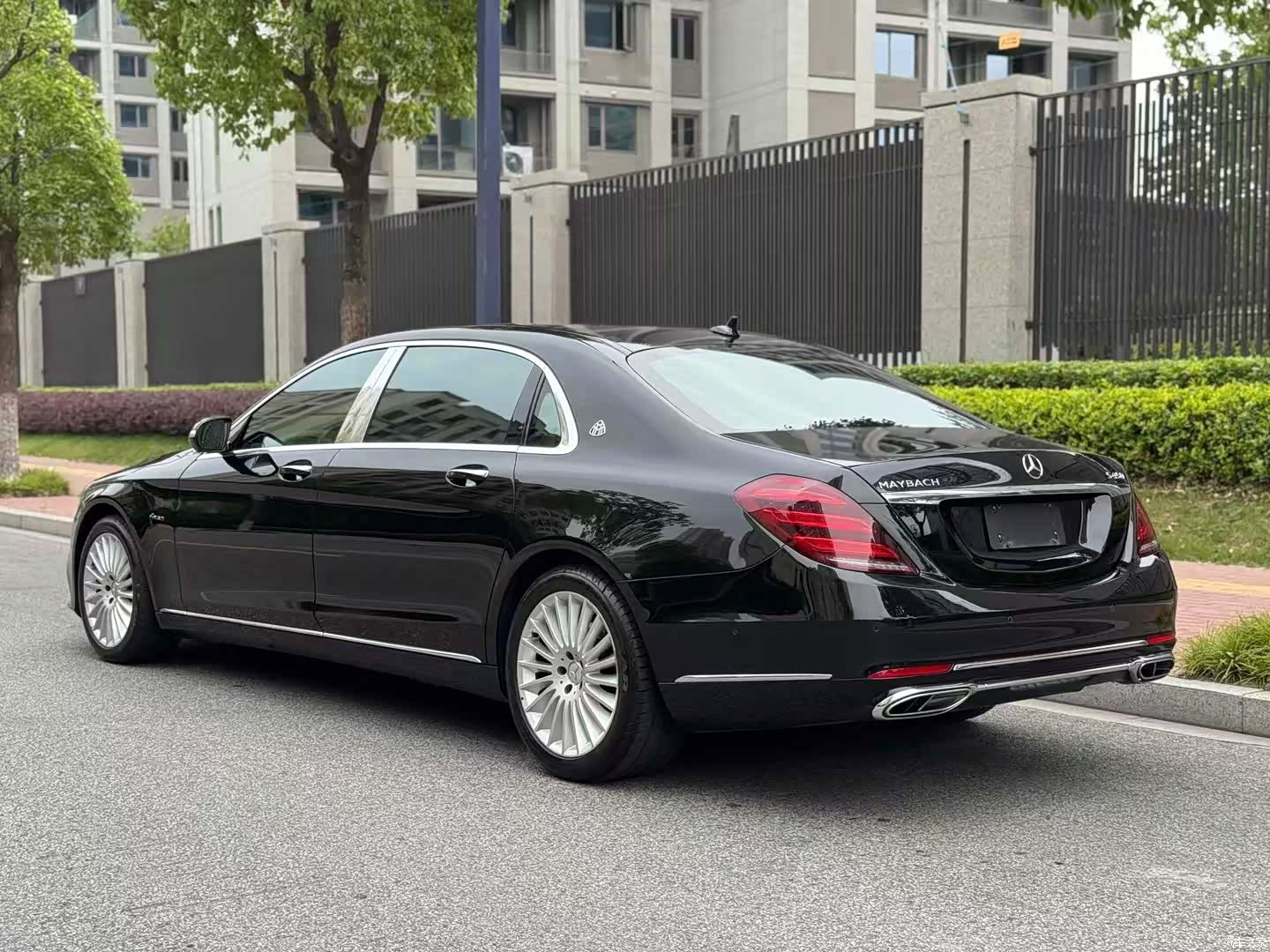 Maybach S-Class, 2019 13