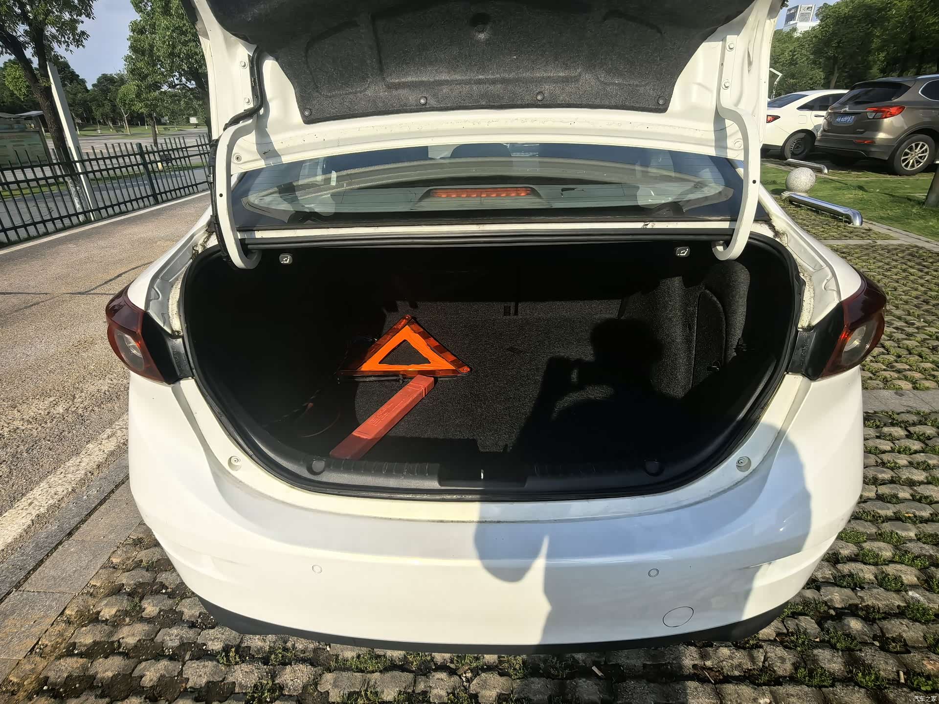 Mazda Mazda3, 2019 18