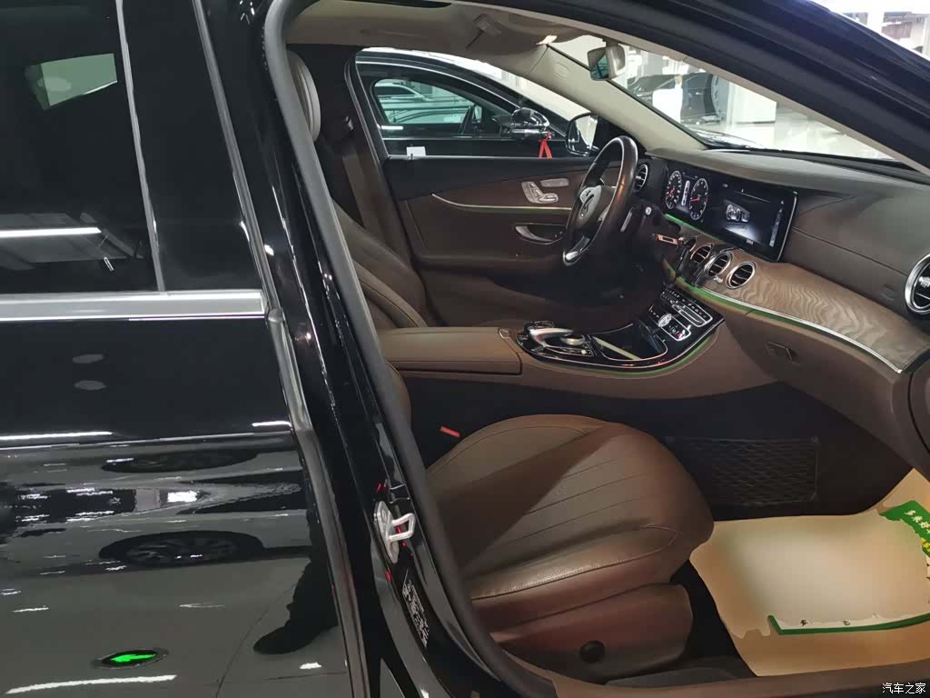 Mercedes-Benz E-Class, 2017 25