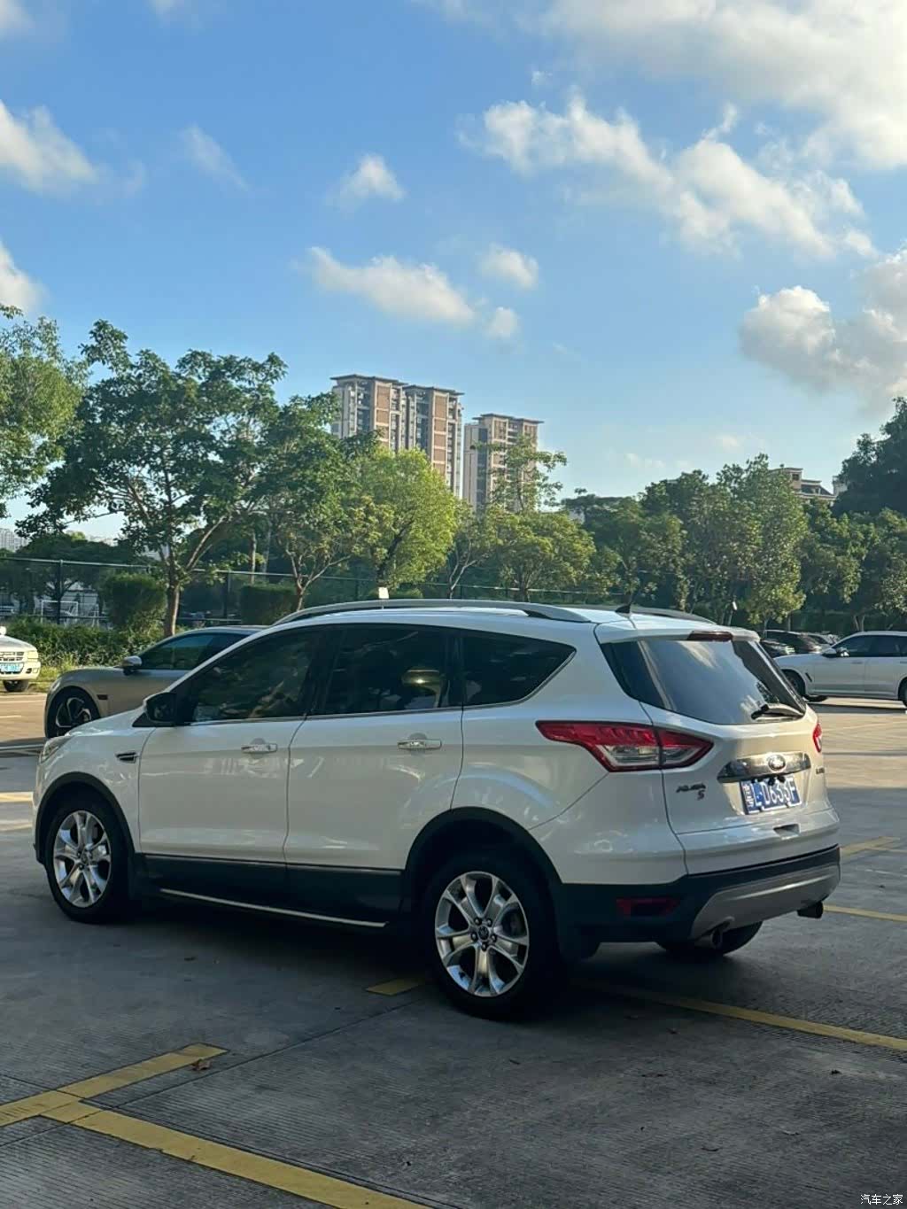 Ford Kuga, 2014 9