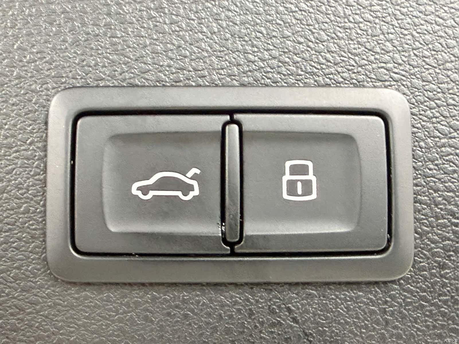 Audi Q2L, 2022 23