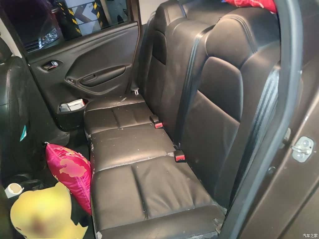 Peugeot 301, 2014 13
