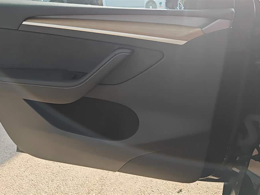 Tesla Model Y Tesla Model Y