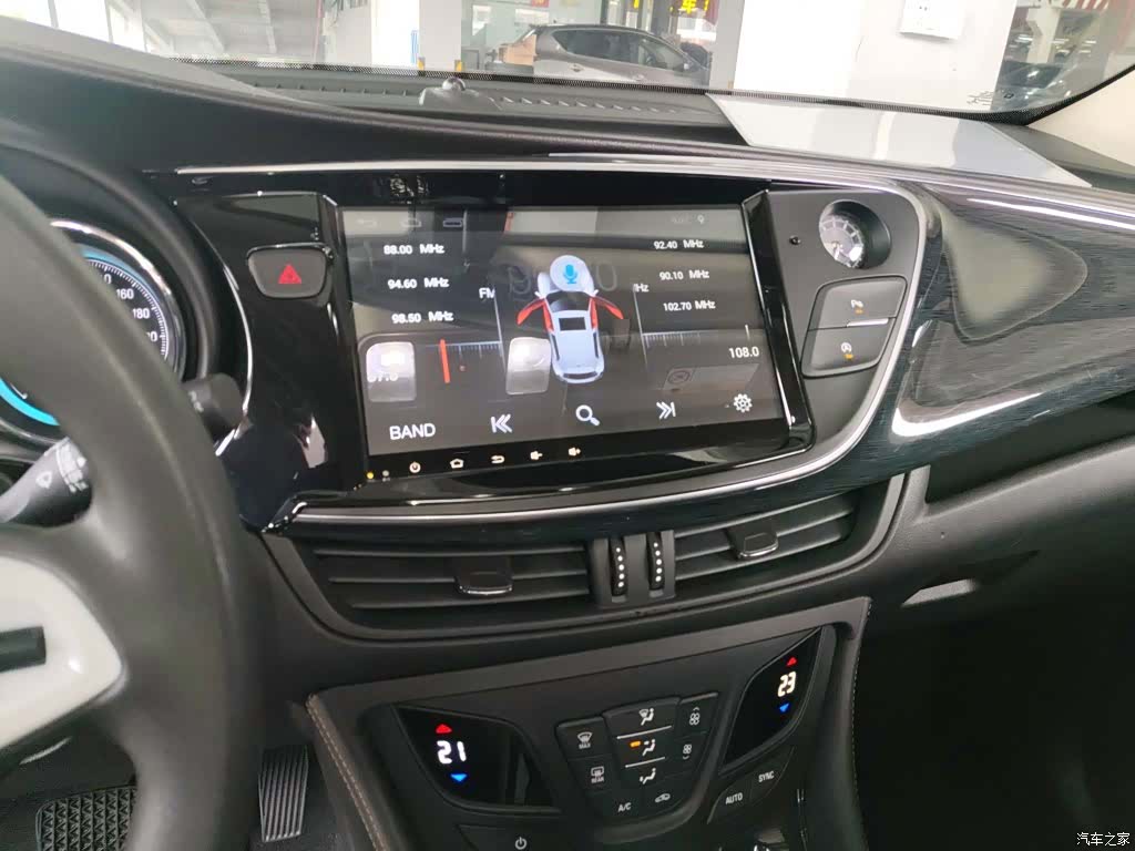 Buick Envision Plus, 2017 6