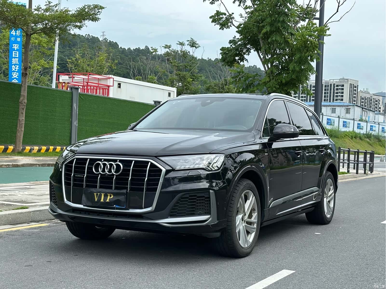 Audi Q7, 2021 1