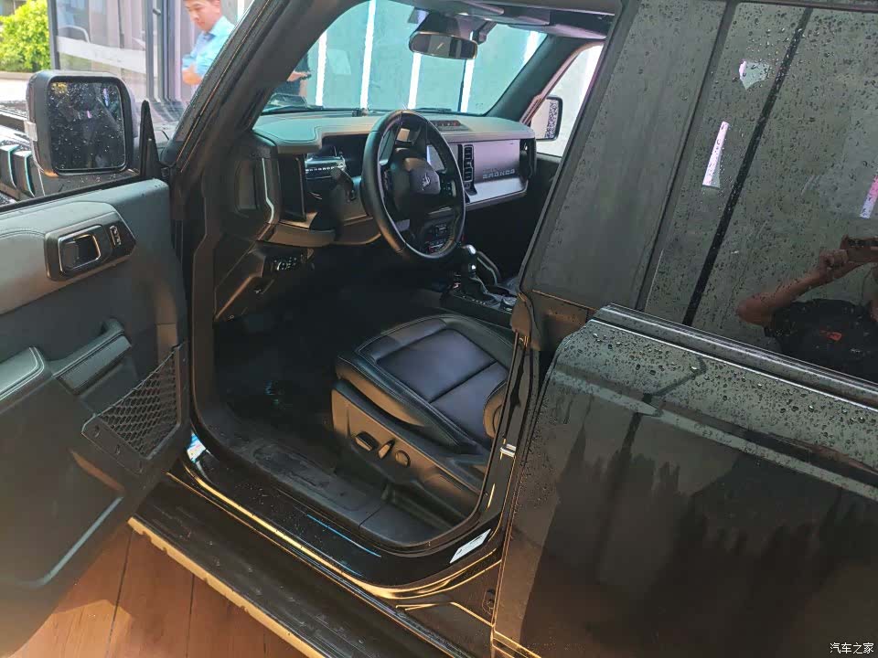 Ford Bronco, 2025 12