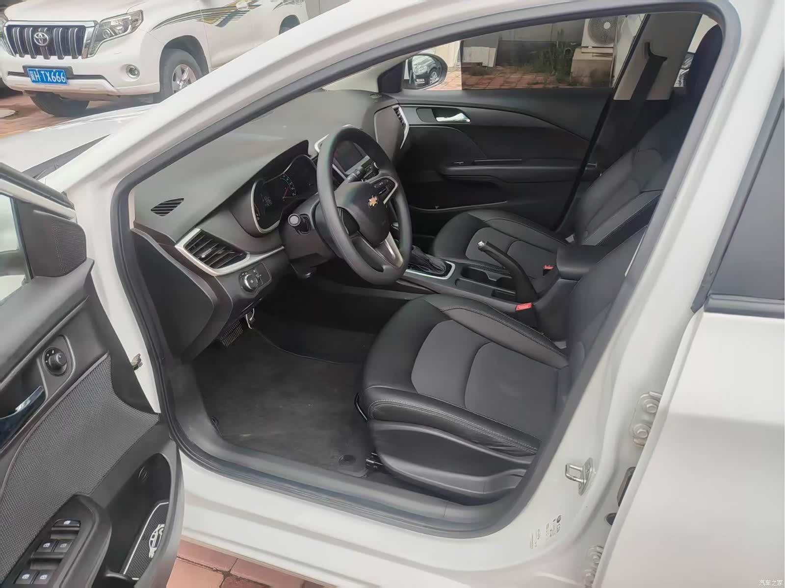 Chevrolet 320, 2018 4