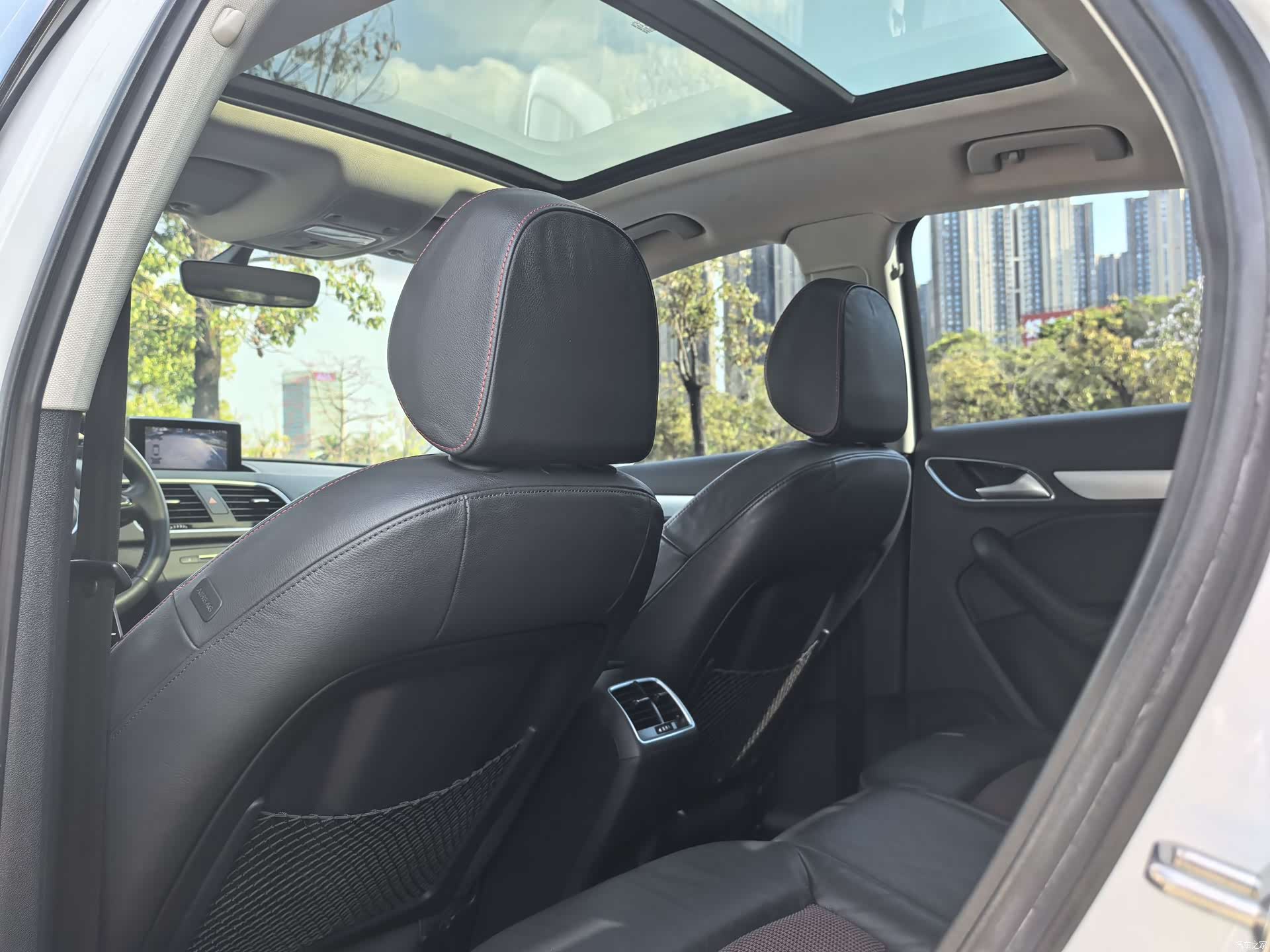 Audi Q3, 2019 13