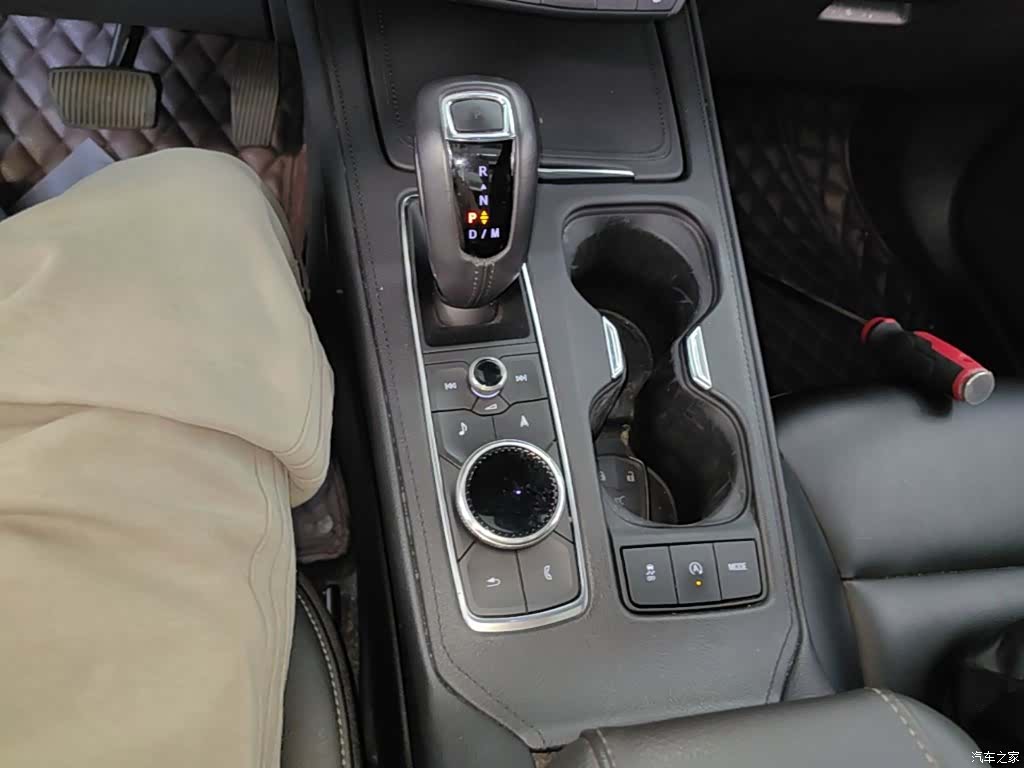 Cadillac XT4, 2019 14