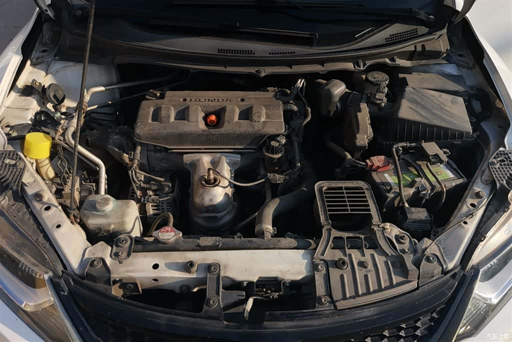 Honda Jade, 2014 10