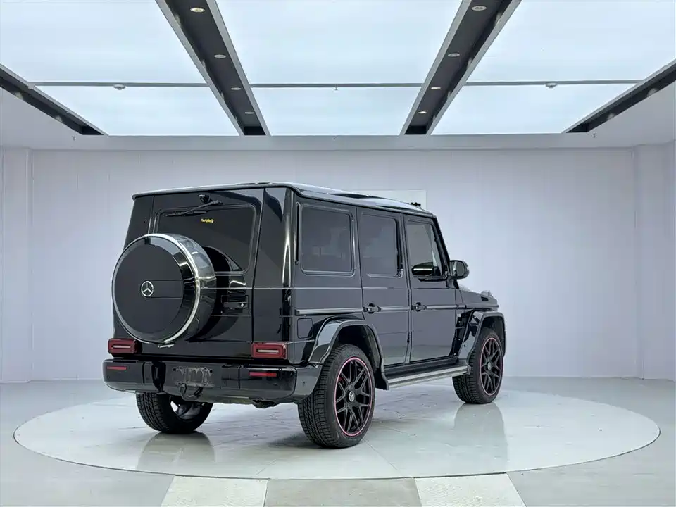 Mercedes-Benz G-class
