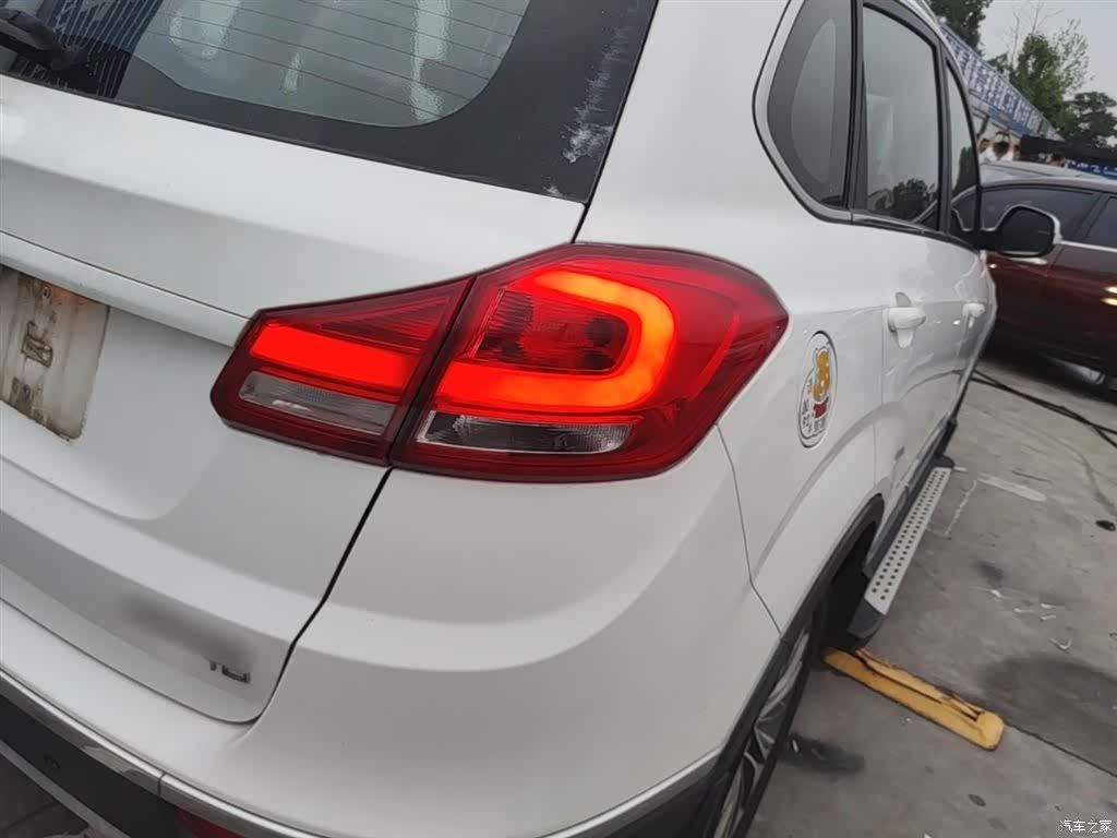 Chery 5, 2017 8