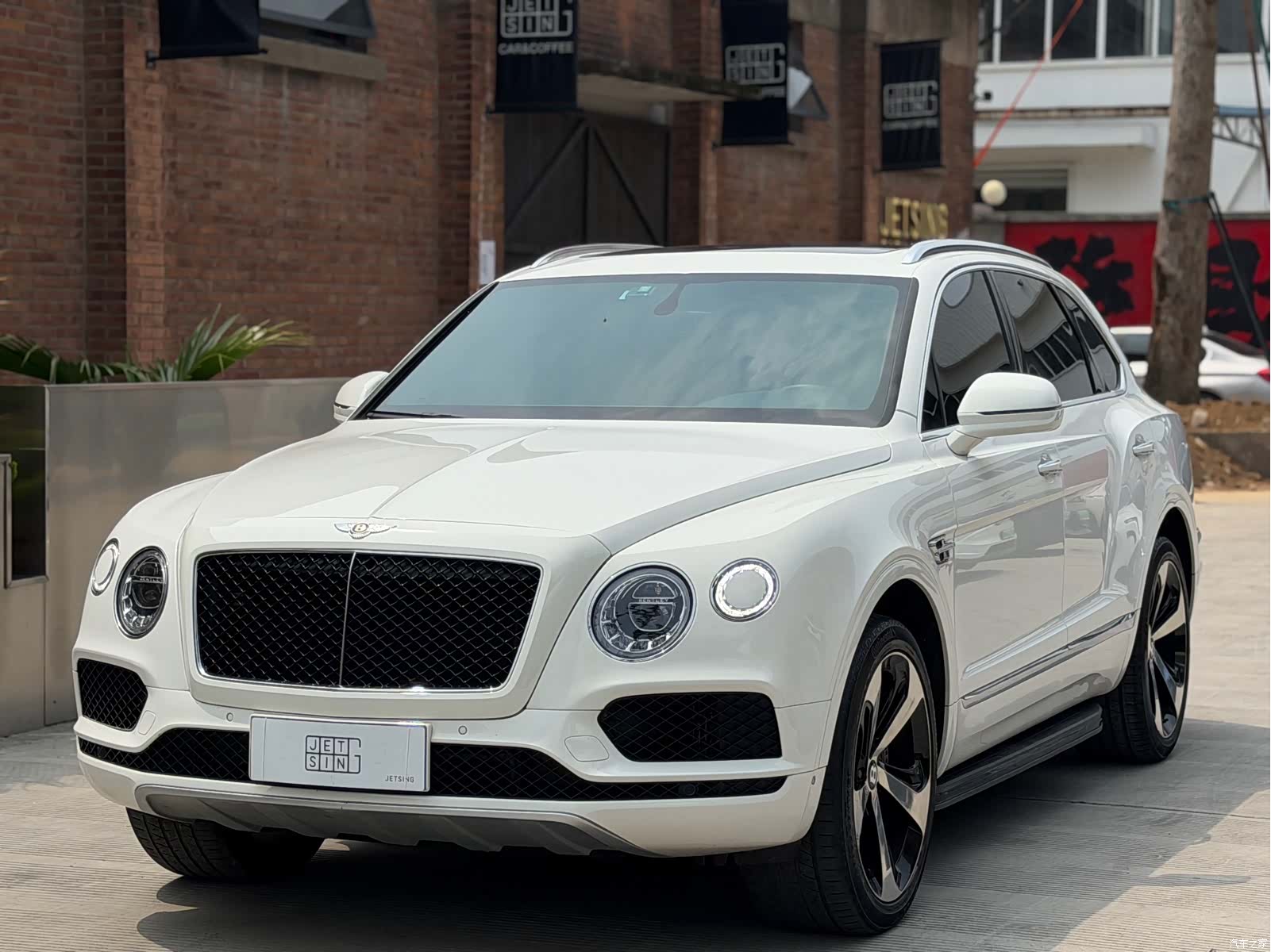 Bentley Bentayga, 2019 2