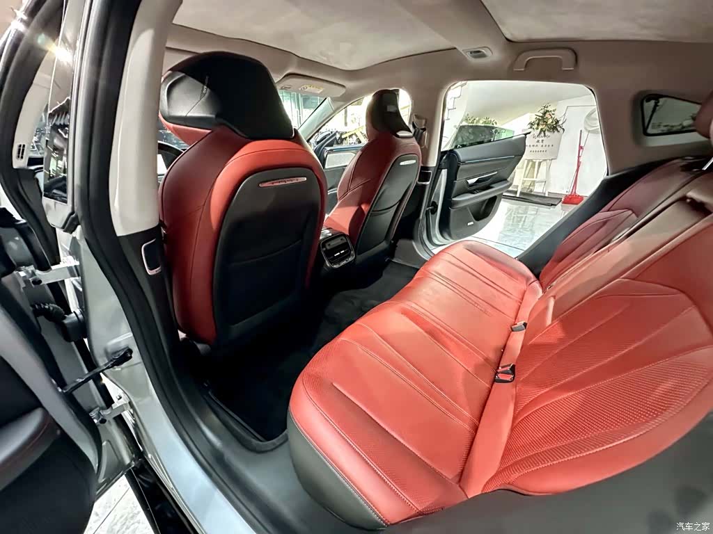 Xpeng P7, 2020 18
