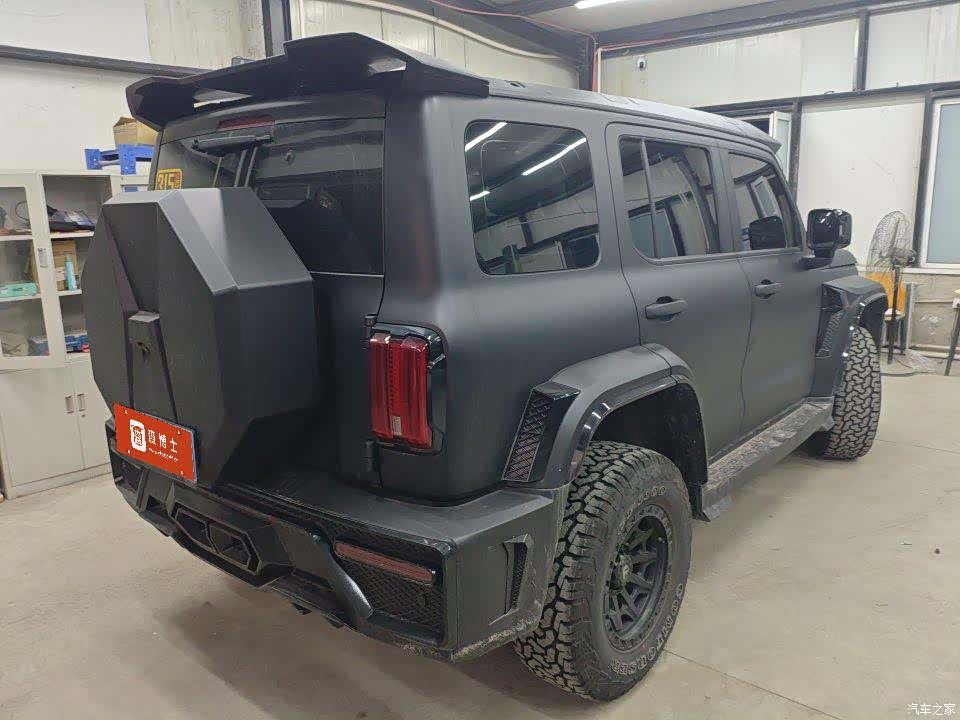 Tank 300, 2025 4