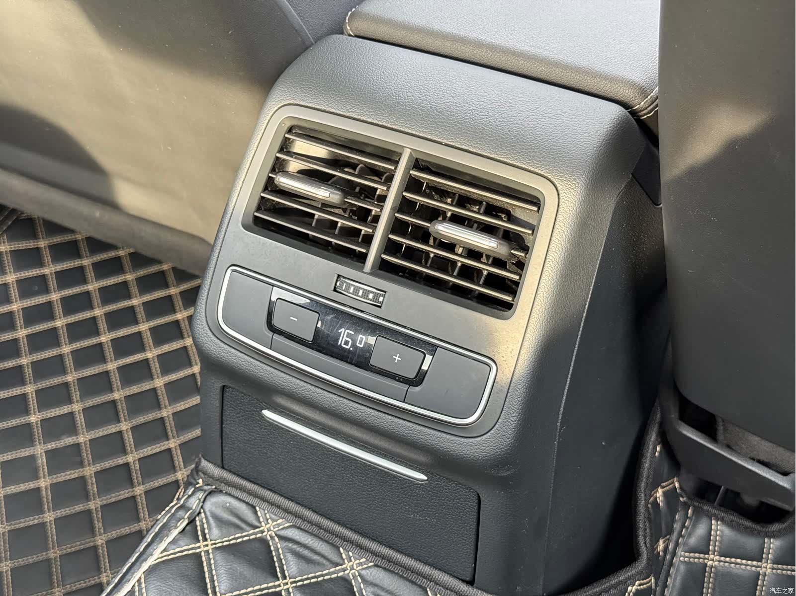 Audi A4L, 2022 14