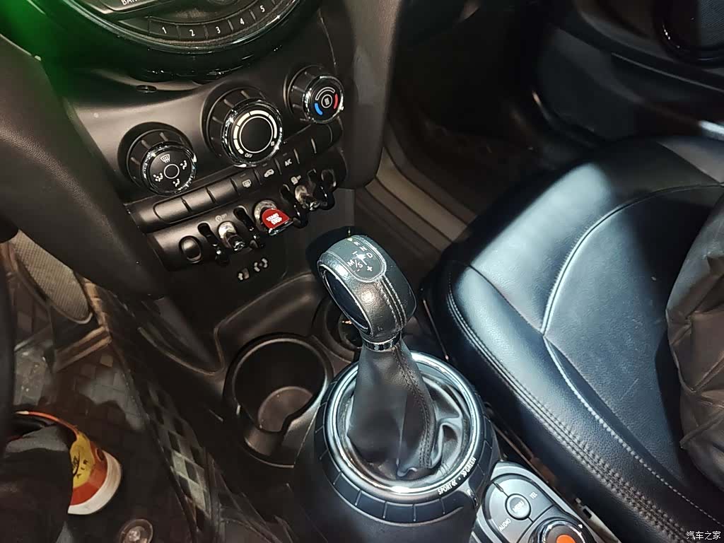 Mini Cooper, 2016 10