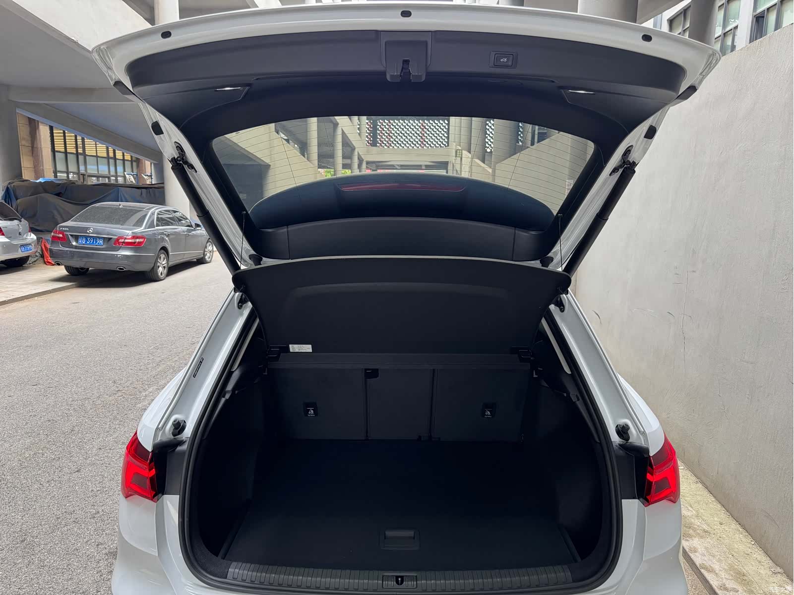 Audi Q3, 2023 19