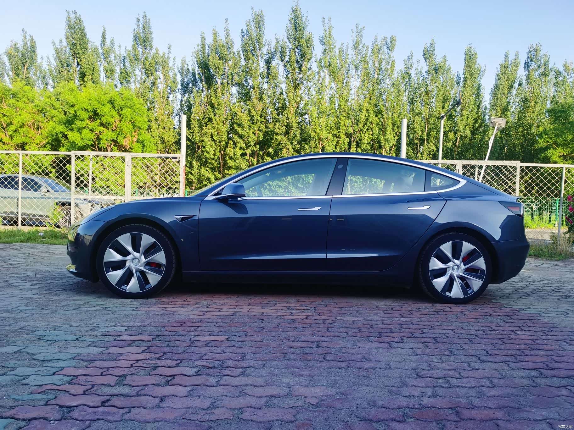 Tesla Model 3, 2019 6