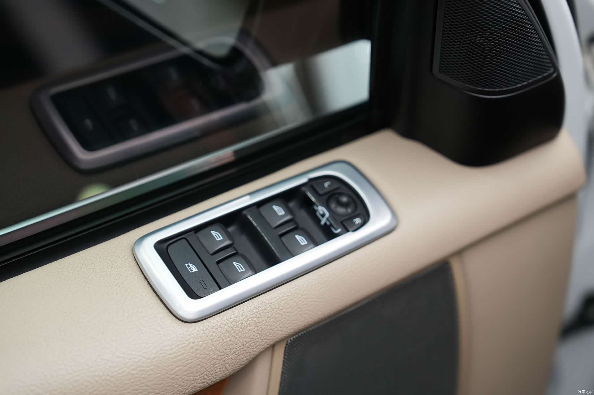 Land Rover Discovery, 2012 17