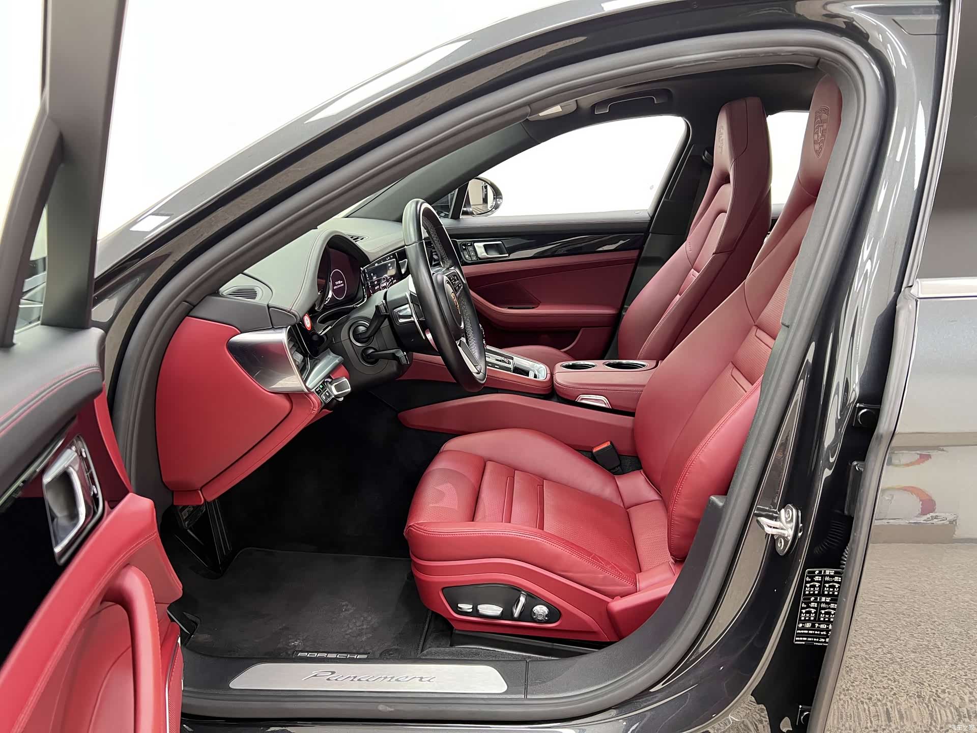 Porsche Panamera, 2017 10