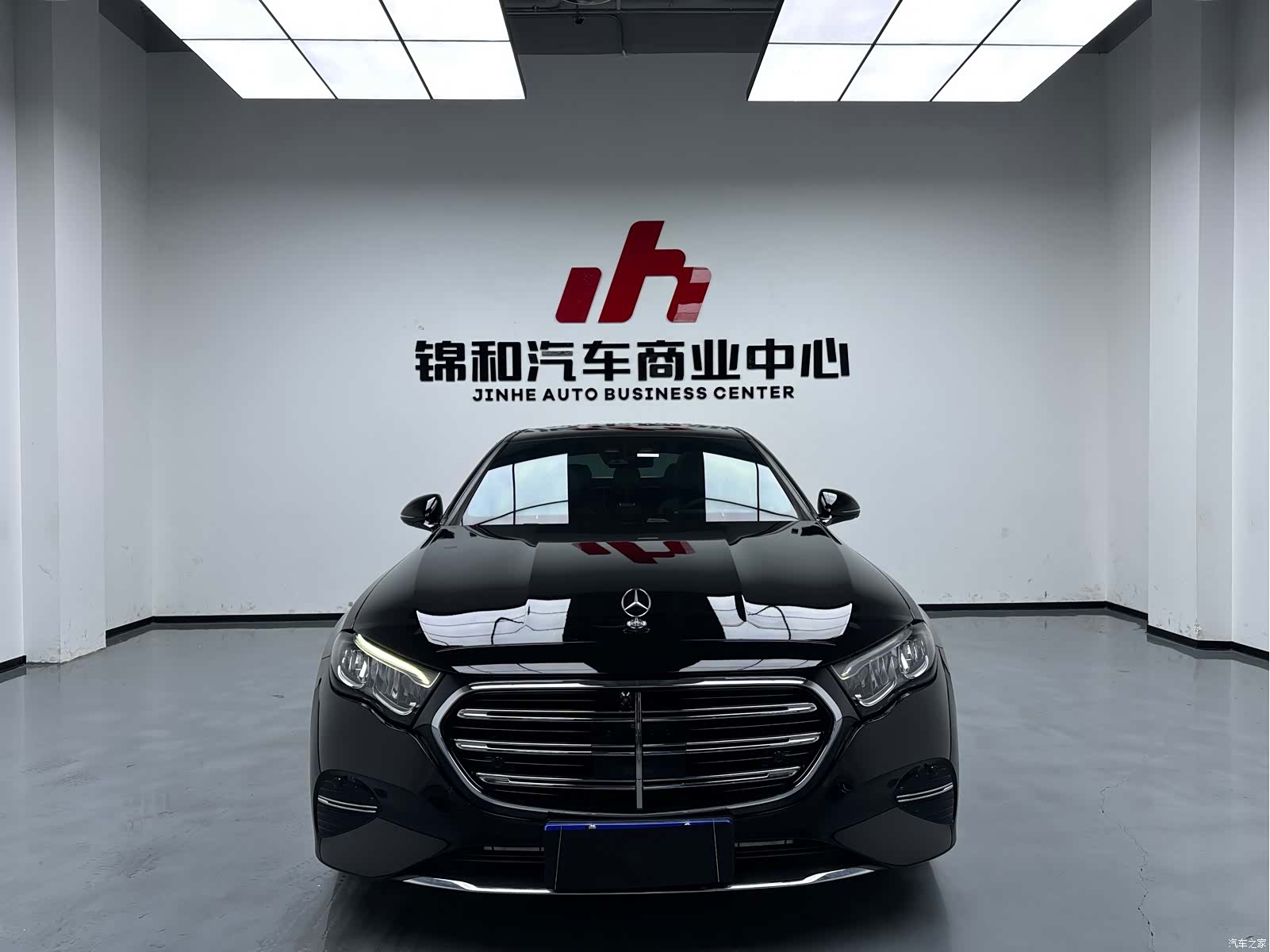 Mercedes-Benz E-Class, 2025 1