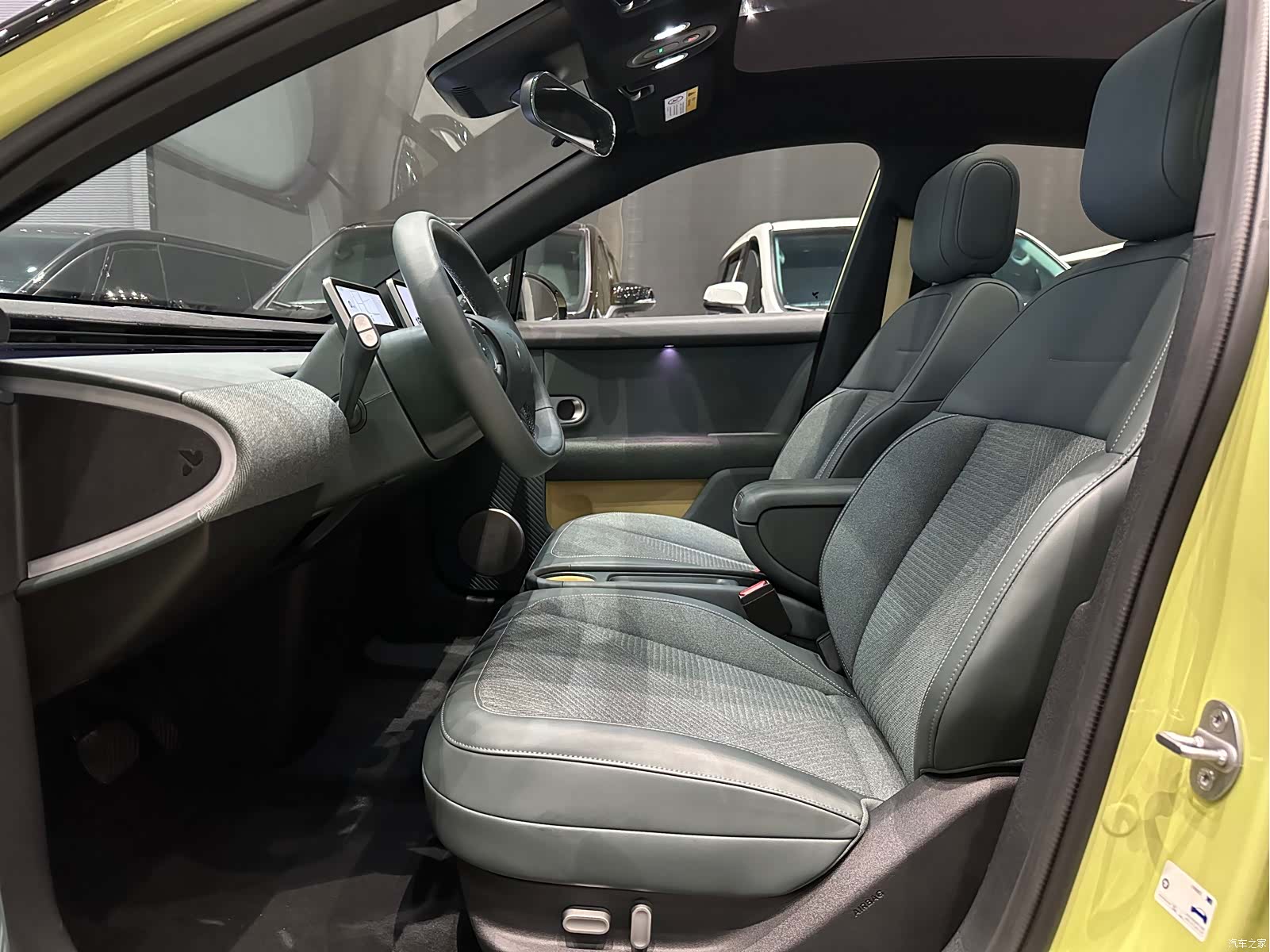 NIO firefly, 2025 10