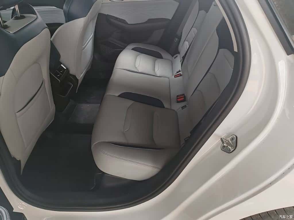 Geely Preface, 2023 13