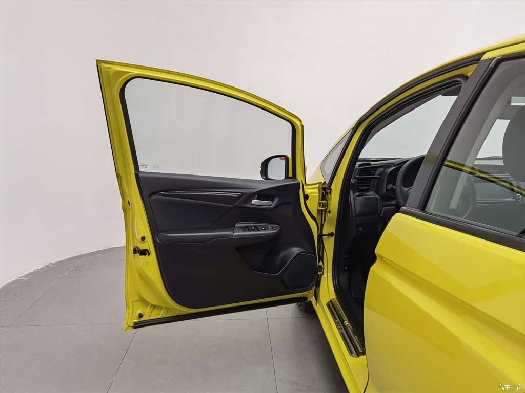 Honda Fit, 2014 8