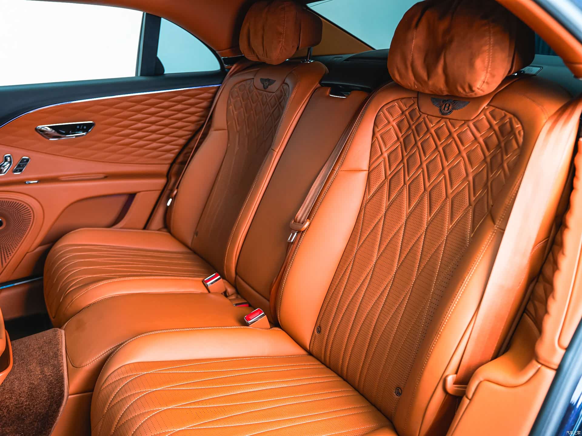 Bentley Flying Spur, 2022 18