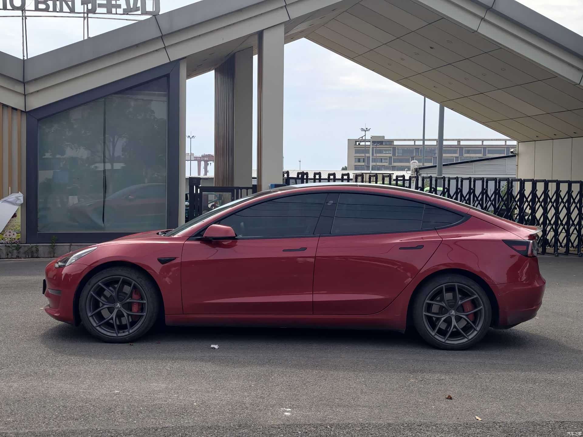 Tesla Model 3, 2022 4