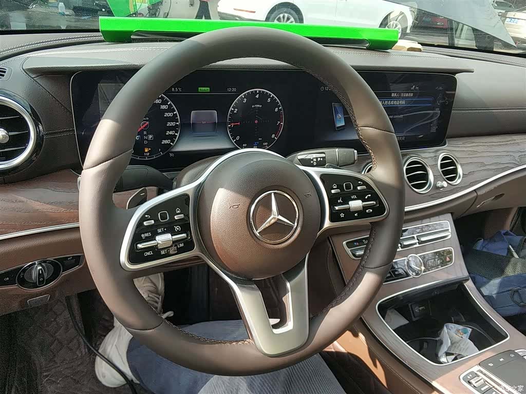 Mercedes-Benz E-Class, 2020 12