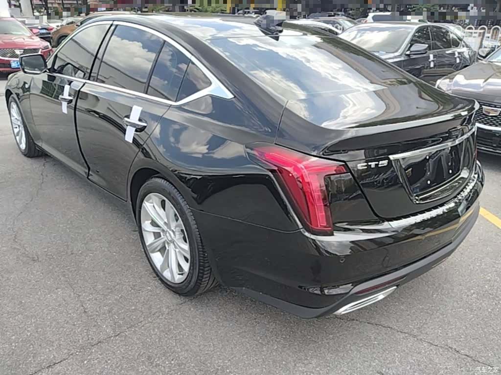 Cadillac CT5, 2024 все фото