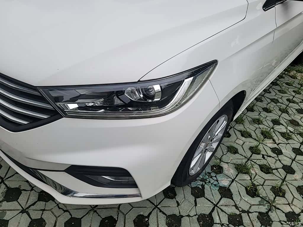 Wuling 360, 2019 24