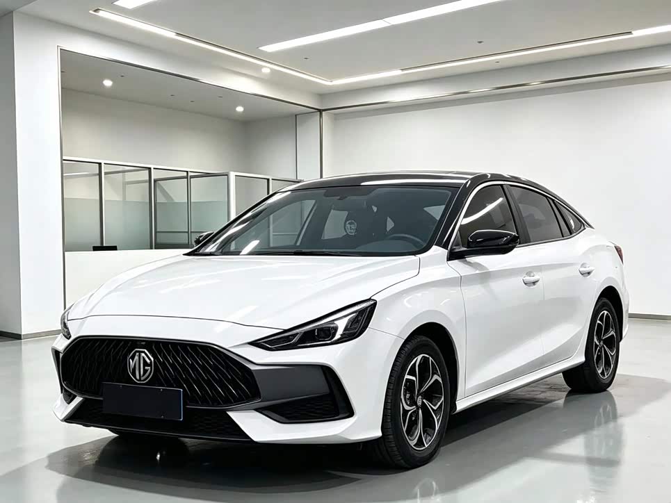 MG 5 2023 180DVVT CVT Luxury