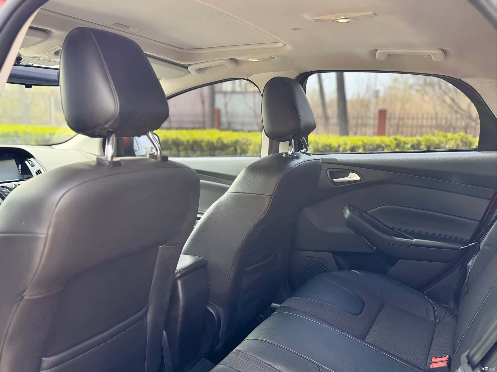 Ford Focus, 2015 17