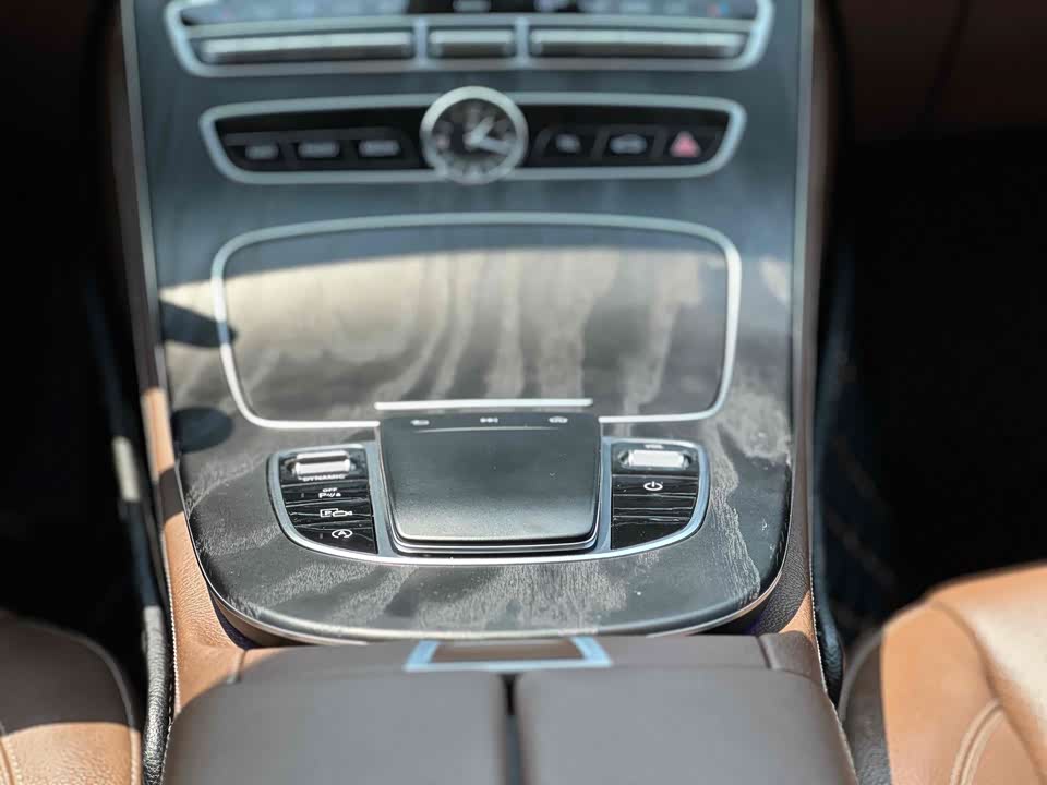 Mercedes-Benz E-class Mercedes-Benz E-class