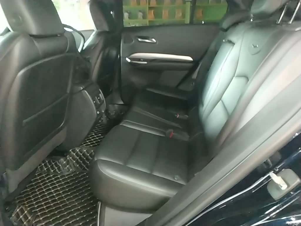 Cadillac XT4, 2022 17