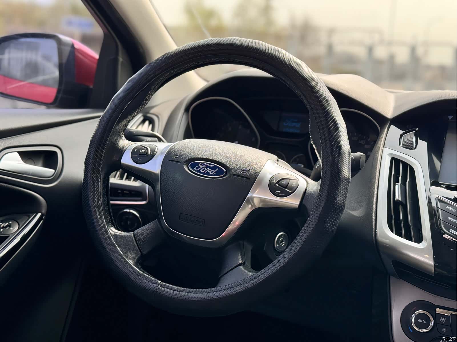 Ford Focus, 2015 12
